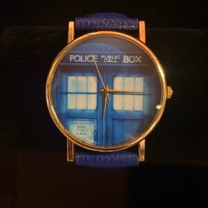 Dr Who Police Public Call Box Watch